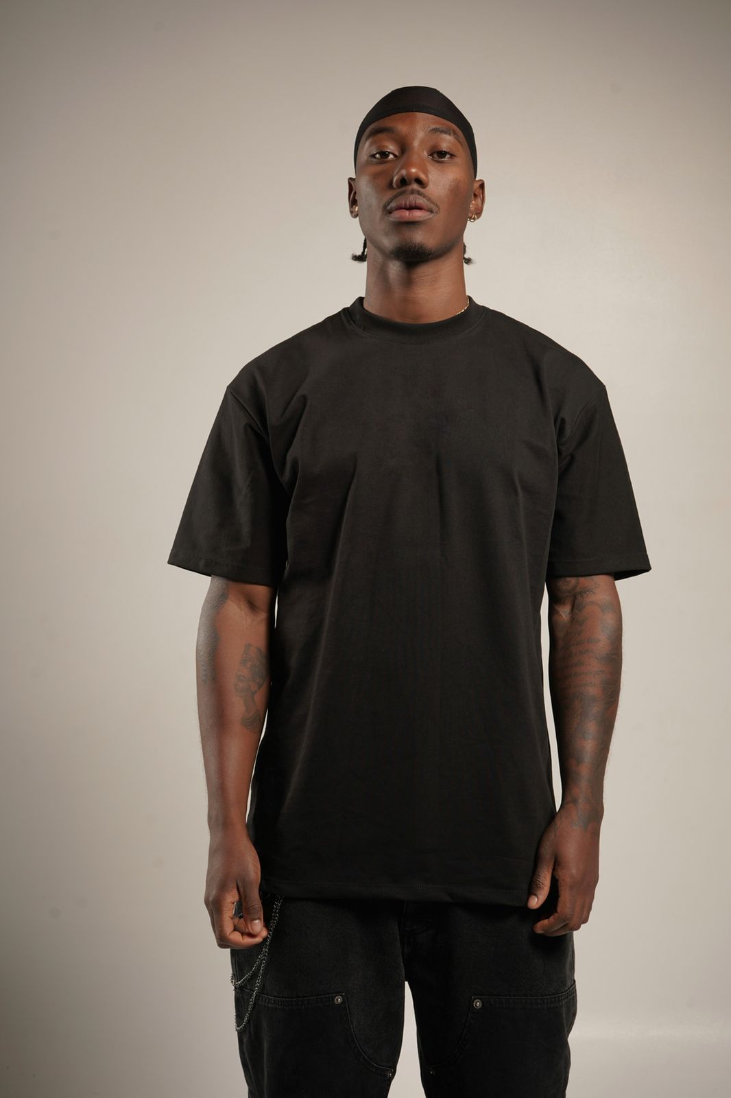 Oversize pesada negra 310G